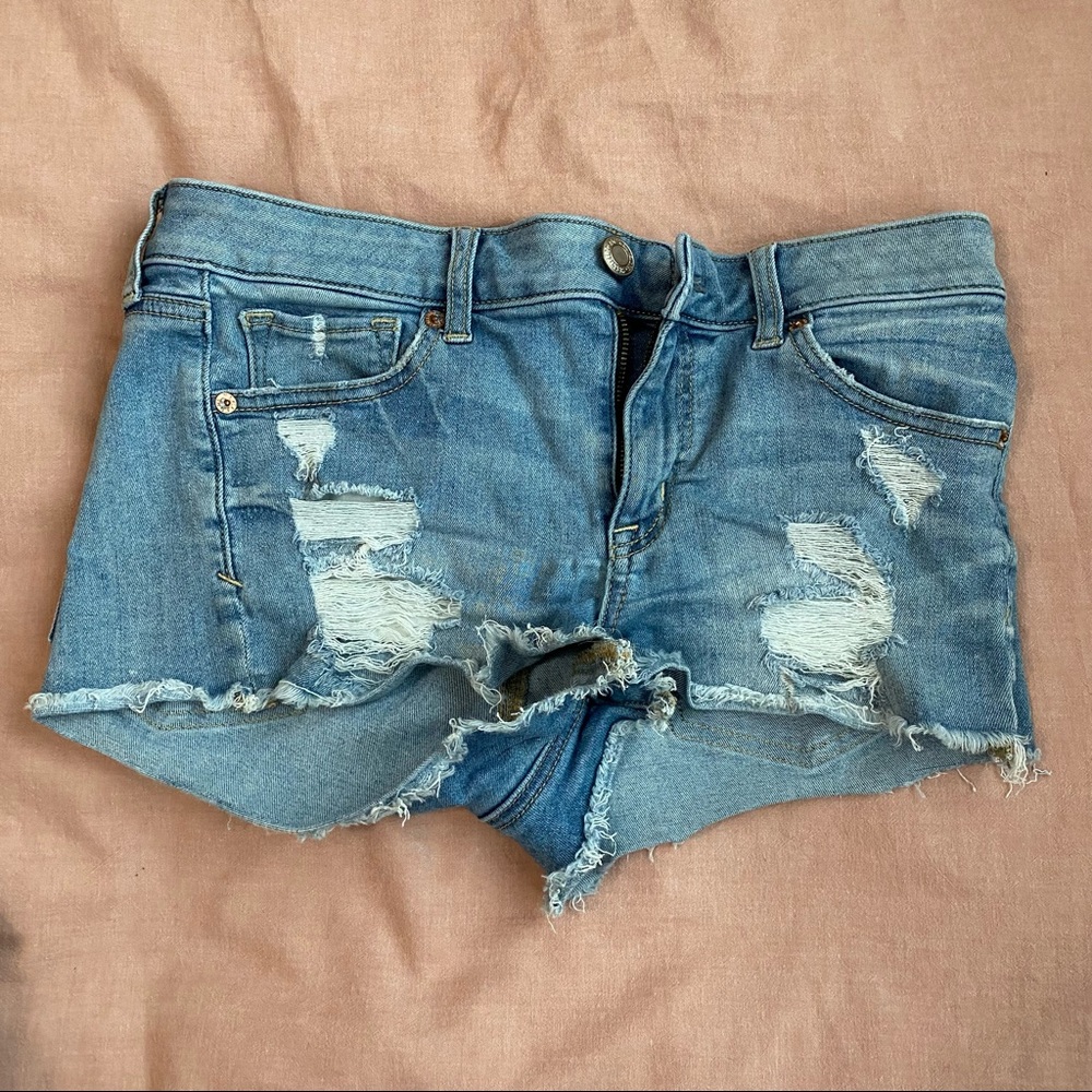 AE shortie shorts